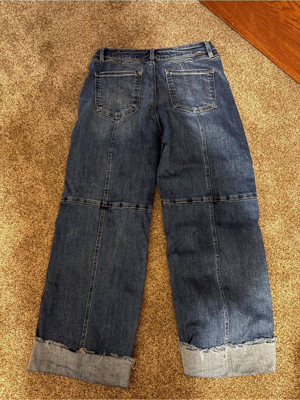 High-Rise Wide Leg Denim Jeans in Dark Blue - Picture 3 of 3
